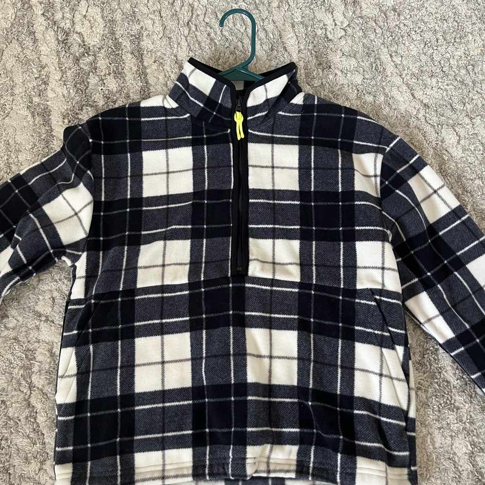 Brand new black and white girls H&M sweater